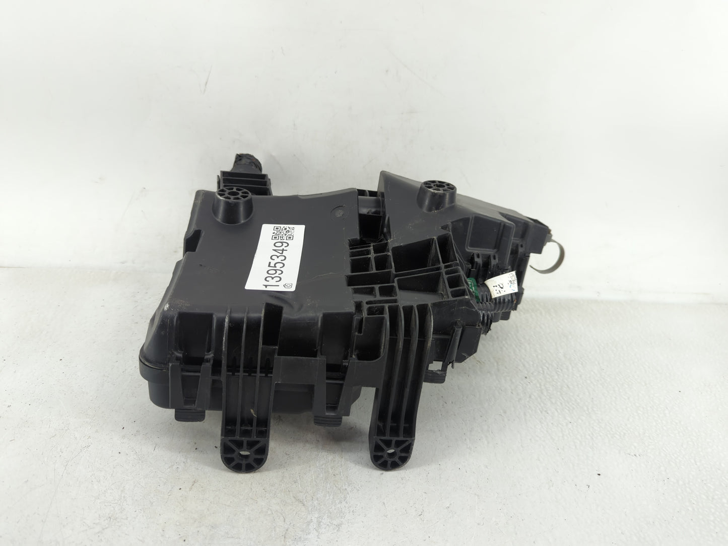 2017-2021 Nissan Qashqai Fusebox Fuse Box Panel Relay Module P/N:PP-GF20-M10 3S0J00101 Fits Fits 2017 2018 2019 2020 2021 20