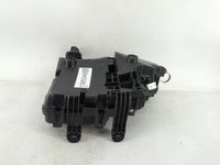 2017-2021 Nissan Qashqai Fusebox Fuse Box Panel Relay Module P/N:PP-GF20-M10 3S0J00101 Fits Fits 2017 2018 2019 2020 2021 20