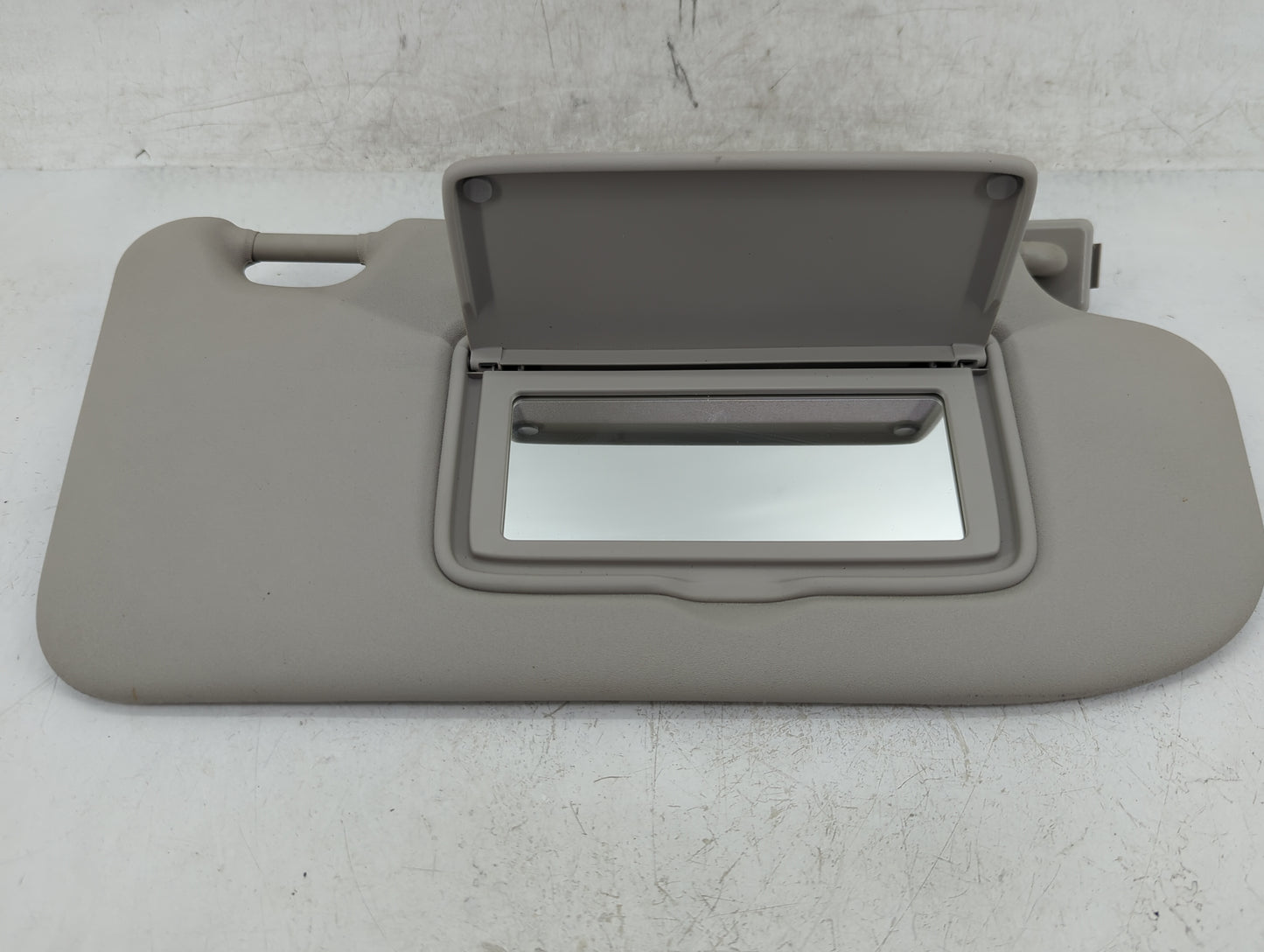 2019-2021 Nissan Qashqai Sun Visor Shade Replacement Passenger Right Mirror Fits Fits 2019 2020 2021 2022 OEM Used Auto Part