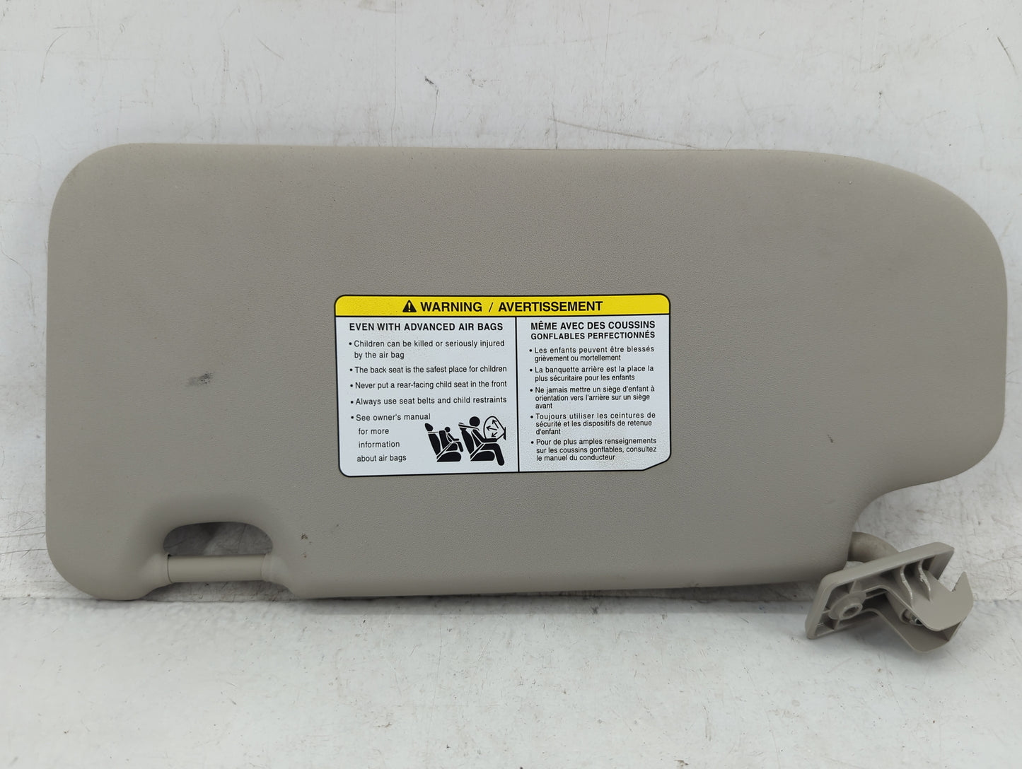 2019-2021 Nissan Qashqai Sun Visor Shade Replacement Passenger Right Mirror Fits Fits 2019 2020 2021 2022 OEM Used Auto Part