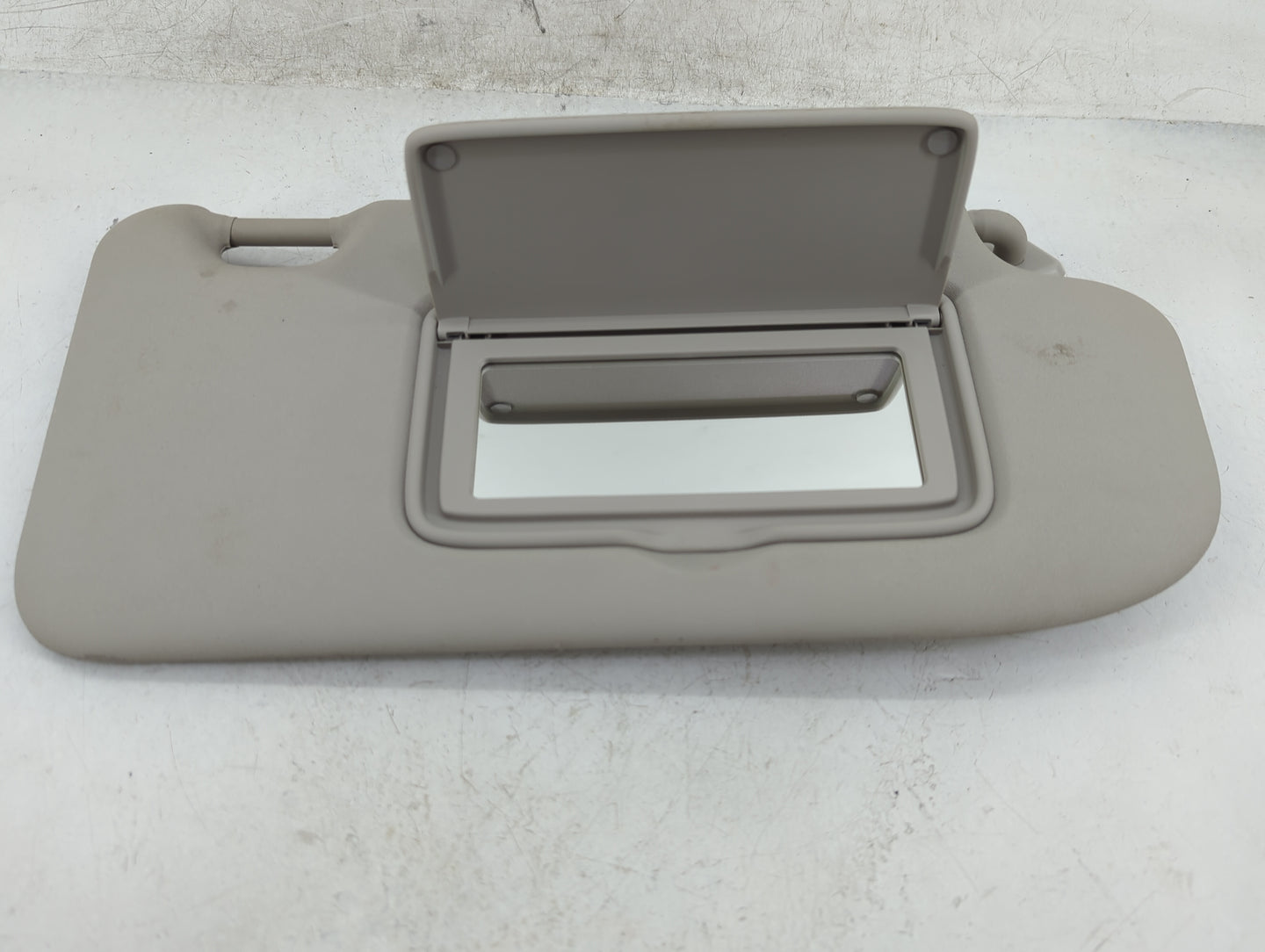 2019-2021 Nissan Qashqai Sun Visor Shade Replacement Passenger Right Mirror Fits Fits 2019 2020 2021 2022 OEM Used Auto Part