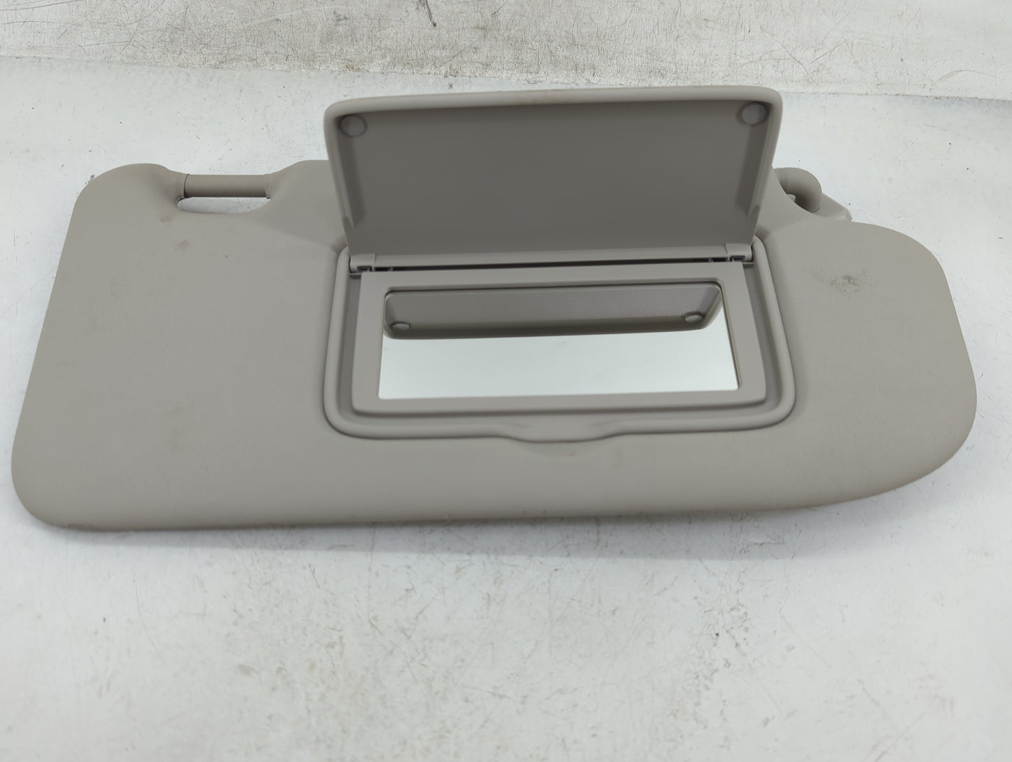 2019-2021 Nissan Qashqai Sun Visor Shade Replacement Passenger Right Mirror Fits Fits 2019 2020 2021 2022 OEM Used Auto Part