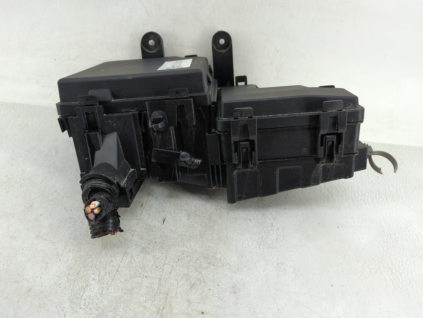 2017-2021 Nissan Qashqai Fusebox Fuse Box Panel Relay Module Fits Fits 2017 2018 2019 2020 2021 2022 OEM Used Auto Parts - O