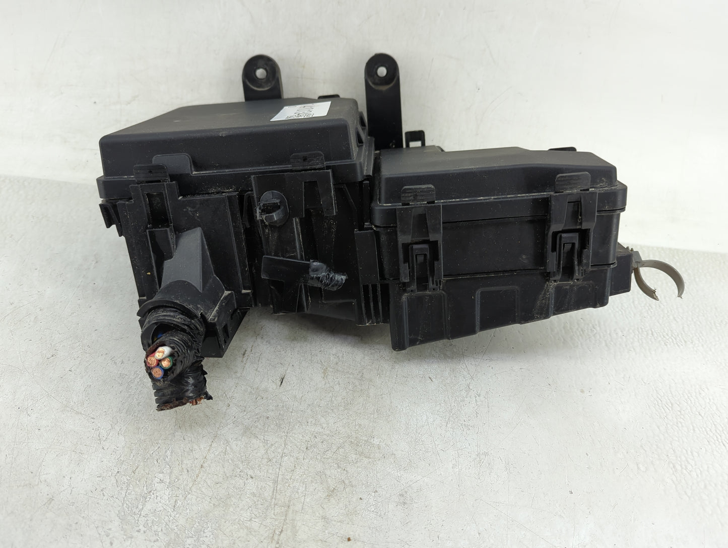 2017-2021 Nissan Qashqai Fusebox Fuse Box Panel Relay Module Fits Fits 2017 2018 2019 2020 2021 2022 OEM Used Auto Parts - O