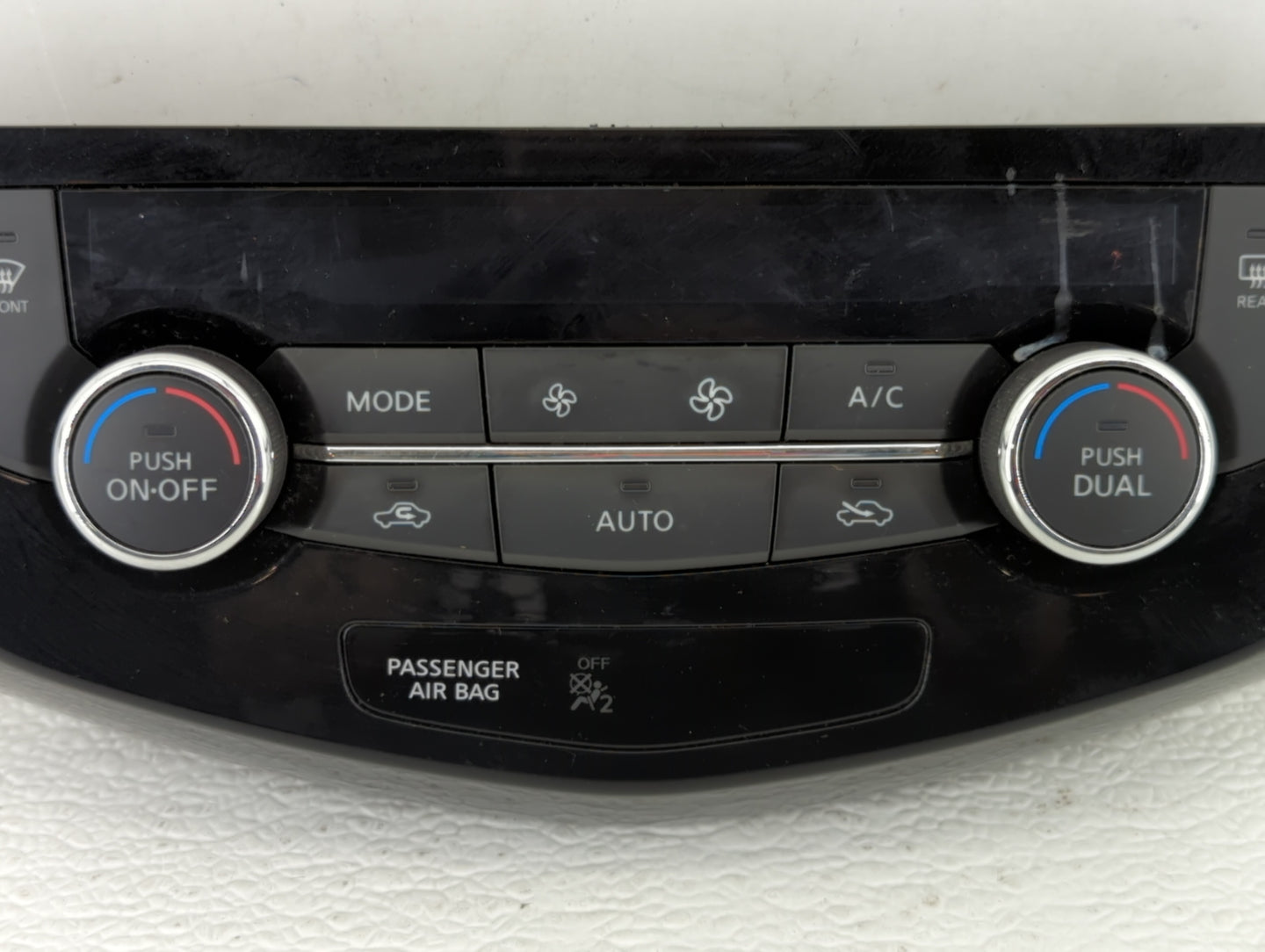 2017-2021 Nissan Qashqai Climate Control Module Temperature AC/Heater Replacement P/N:27500 7FE0A 27500 6MA0A Fits OEM Used 