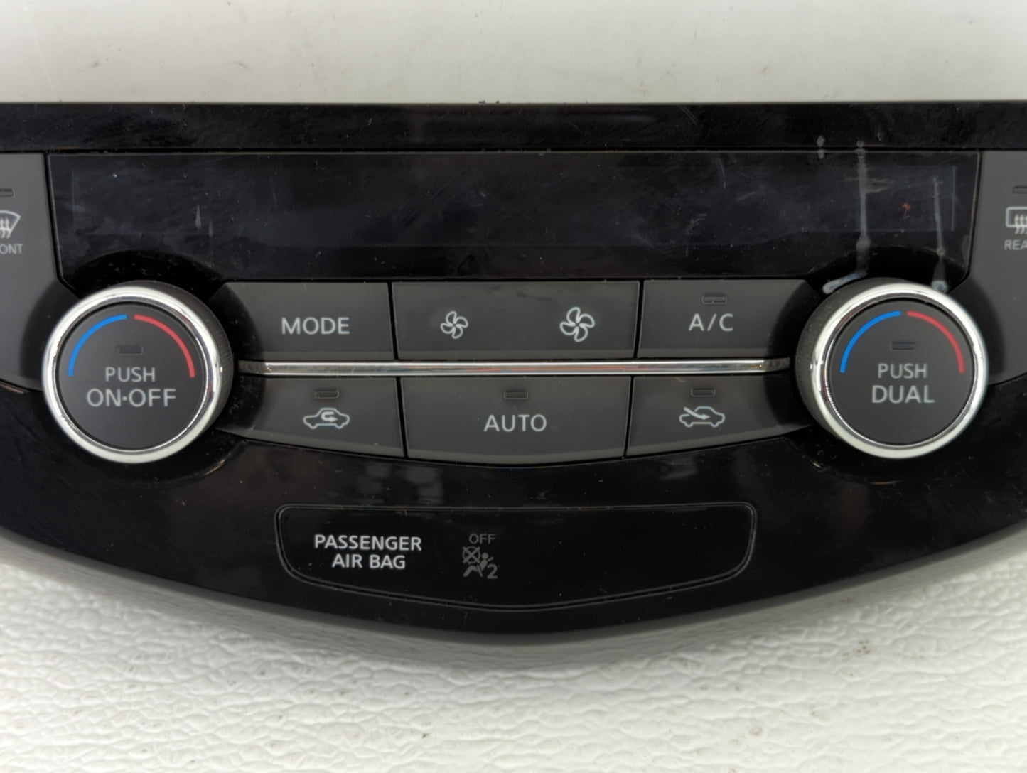 2017-2021 Nissan Qashqai Climate Control Module Temperature AC/Heater Replacement P/N:27500 7FE0A 27500 6MA0A Fits OEM Used 