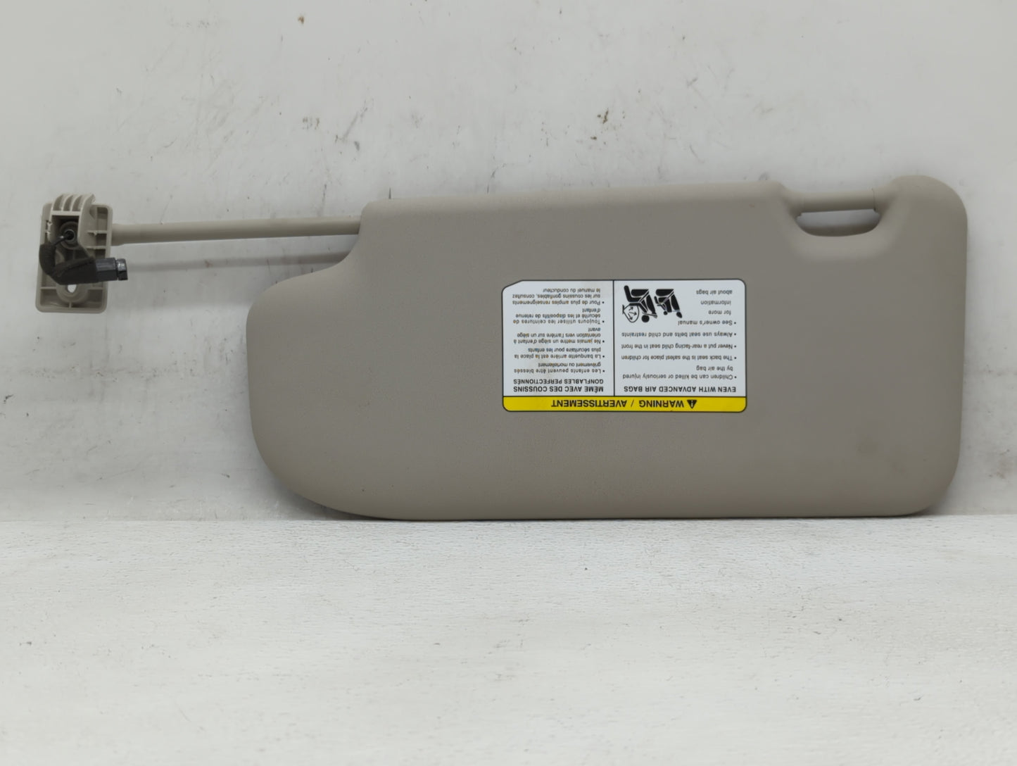 2019-2021 Nissan Qashqai Sun Visor Shade Replacement Passenger Right Mirror Fits Fits 2019 2020 2021 2022 OEM Used Auto Part