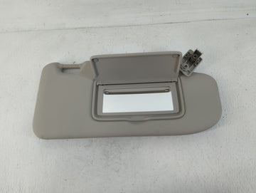 2019-2021 Nissan Qashqai Sun Visor Shade Replacement Passenger Right Mirror Fits Fits 2019 2020 2021 2022 OEM Used Auto Part