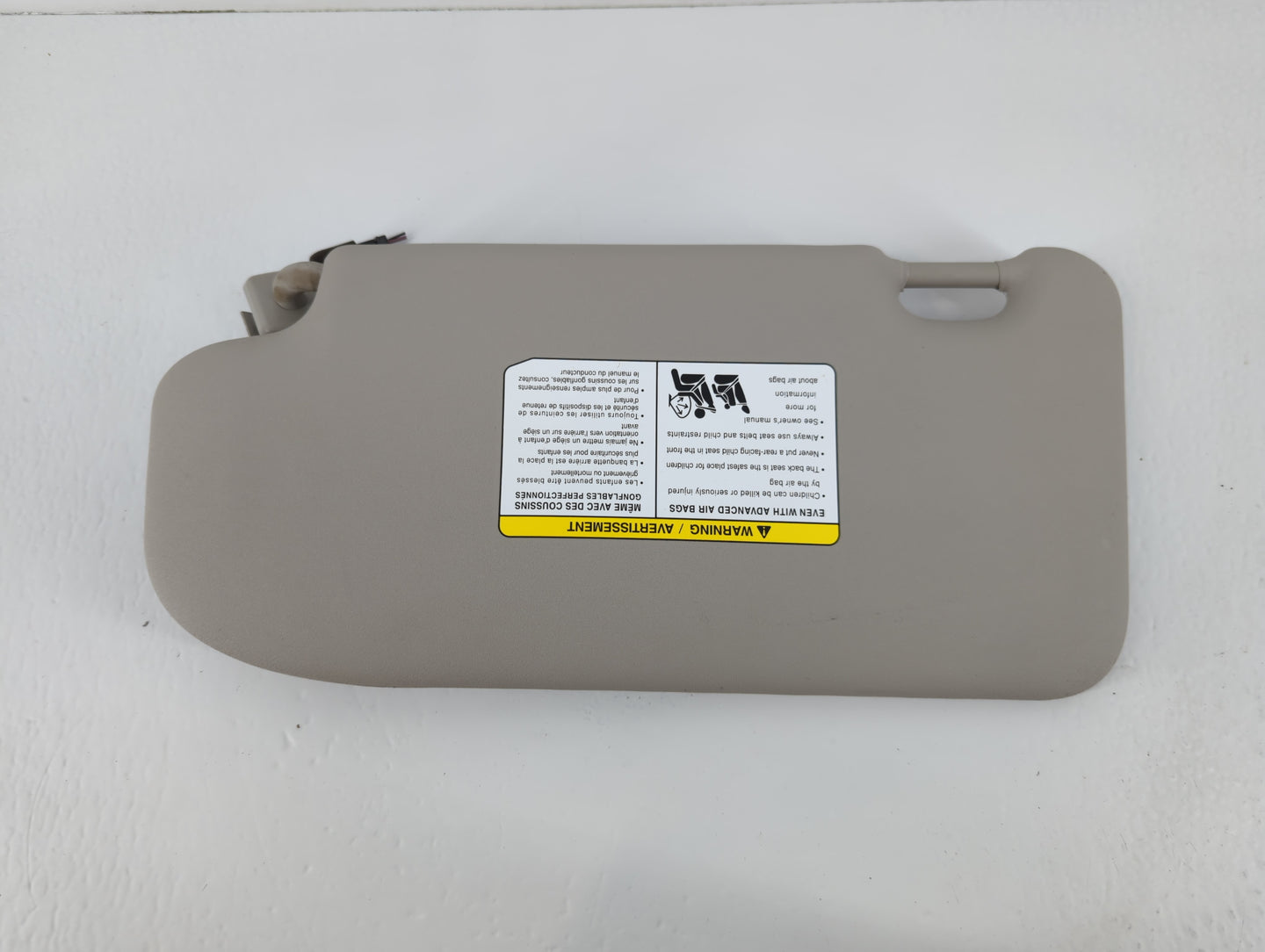 2019-2021 Nissan Qashqai Sun Visor Shade Replacement Passenger Right Mirror Fits Fits 2019 2020 2021 2022 OEM Used Auto Part