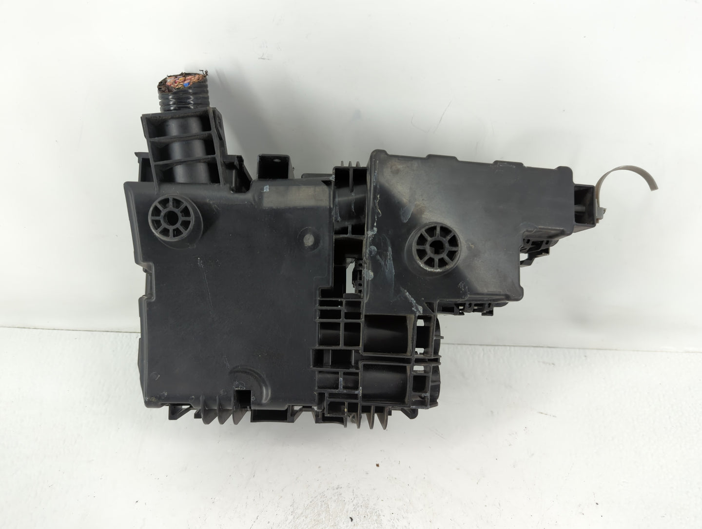 2017-2021 Nissan Qashqai Fusebox Fuse Box Panel Relay Module P/N:>PP+GF20+M10< Fits Fits 2017 2018 2019 2020 2021 2022 OEM U