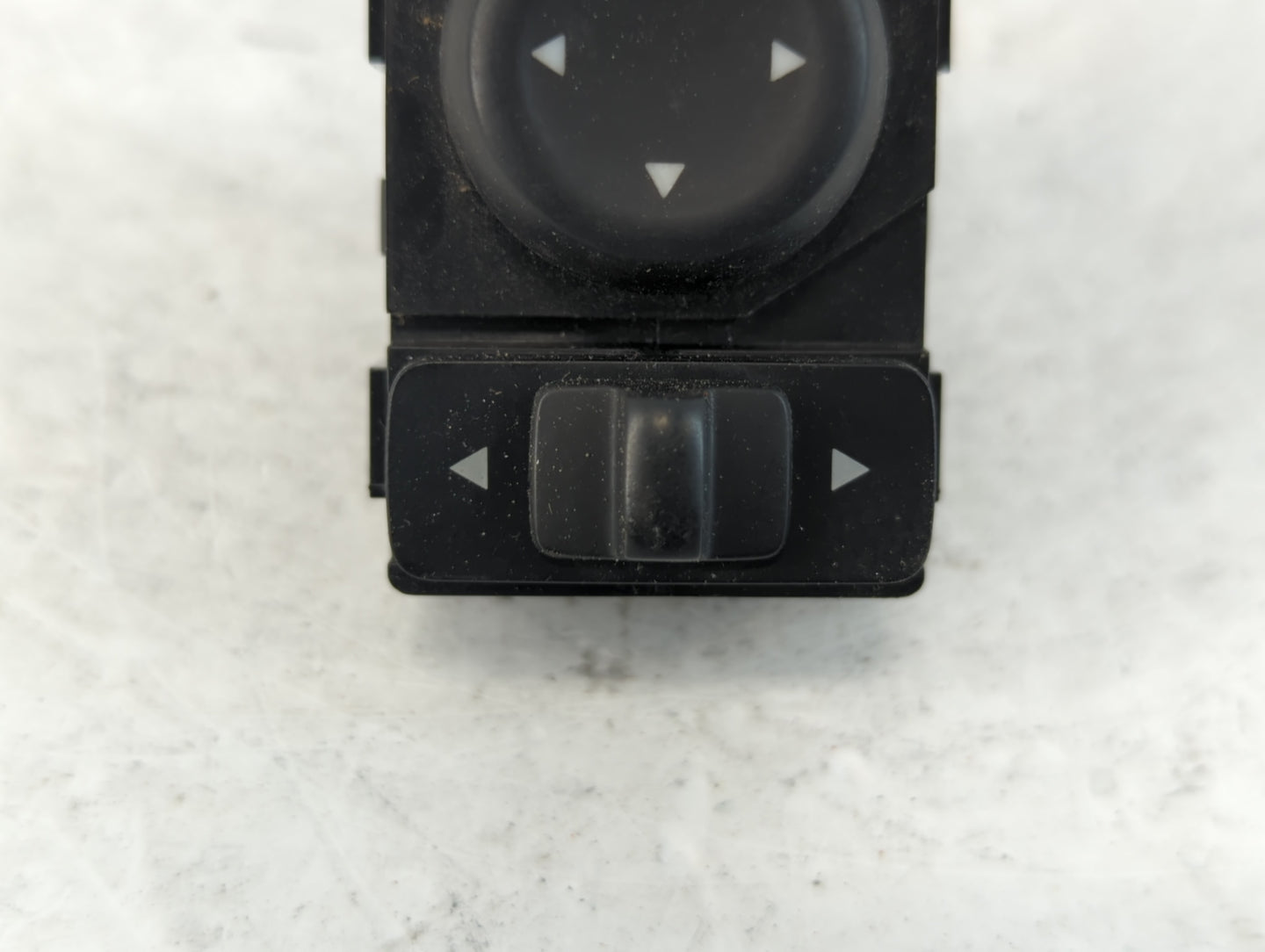 2017-2020 Nissan Rogue Master Power Window Switch Replacement Driver Side Left P/N:18529MD Fits Fits 2017 2018 2019 2020 OEM