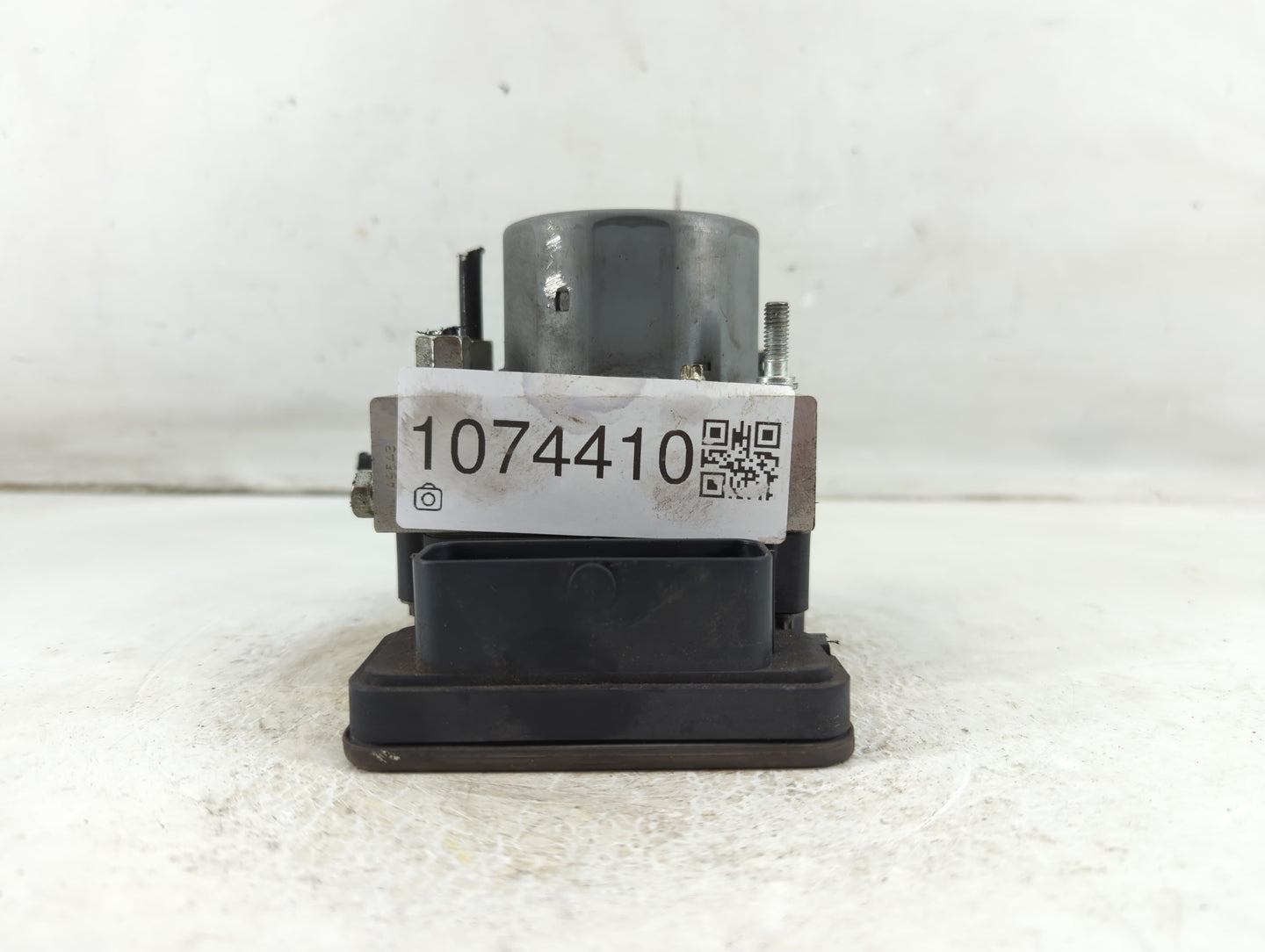 2018-2020 Nissan Rogue ABS Pump Control Module Replacement P/N:47660 7FM0A Fits Fits 2018 2019 2020 OEM Used Auto Parts - Oe
