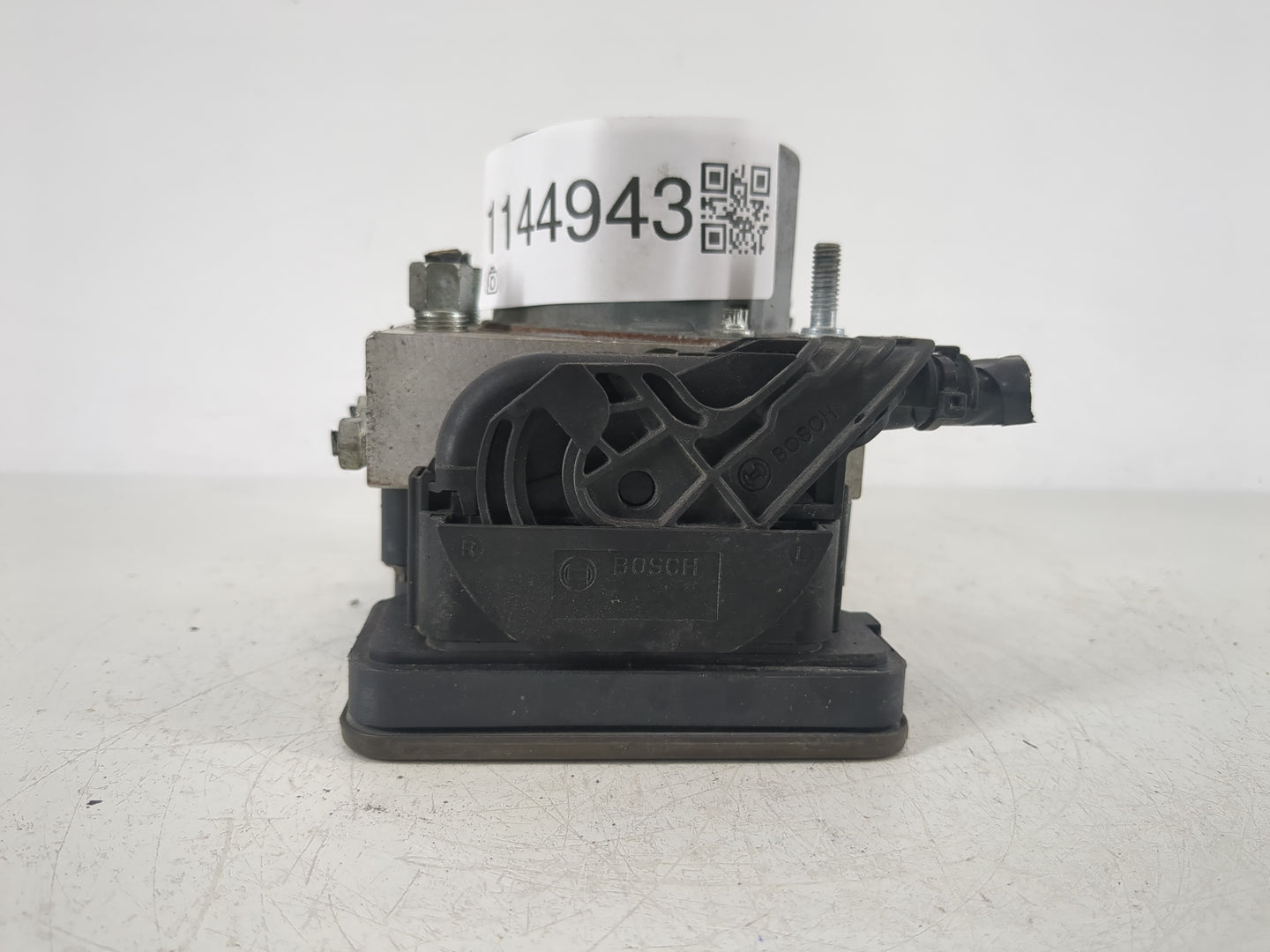 2018-2020 Nissan Rogue ABS Pump Control Module Replacement P/N:47660 7FM0A Fits Fits 2018 2019 2020 OEM Used Auto Parts - Oe