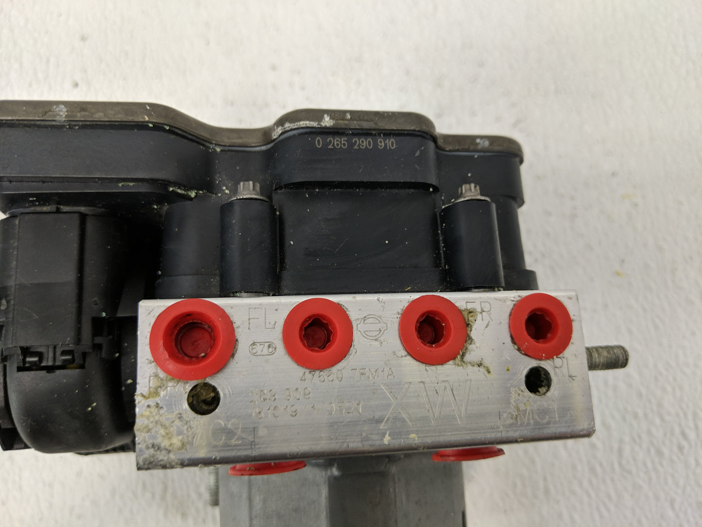 2019-2020 Nissan Rogue ABS Pump Control Module Replacement P/N:47660 7FM0A Fits Fits 2019 2020 OEM Used Auto Parts - Oemused