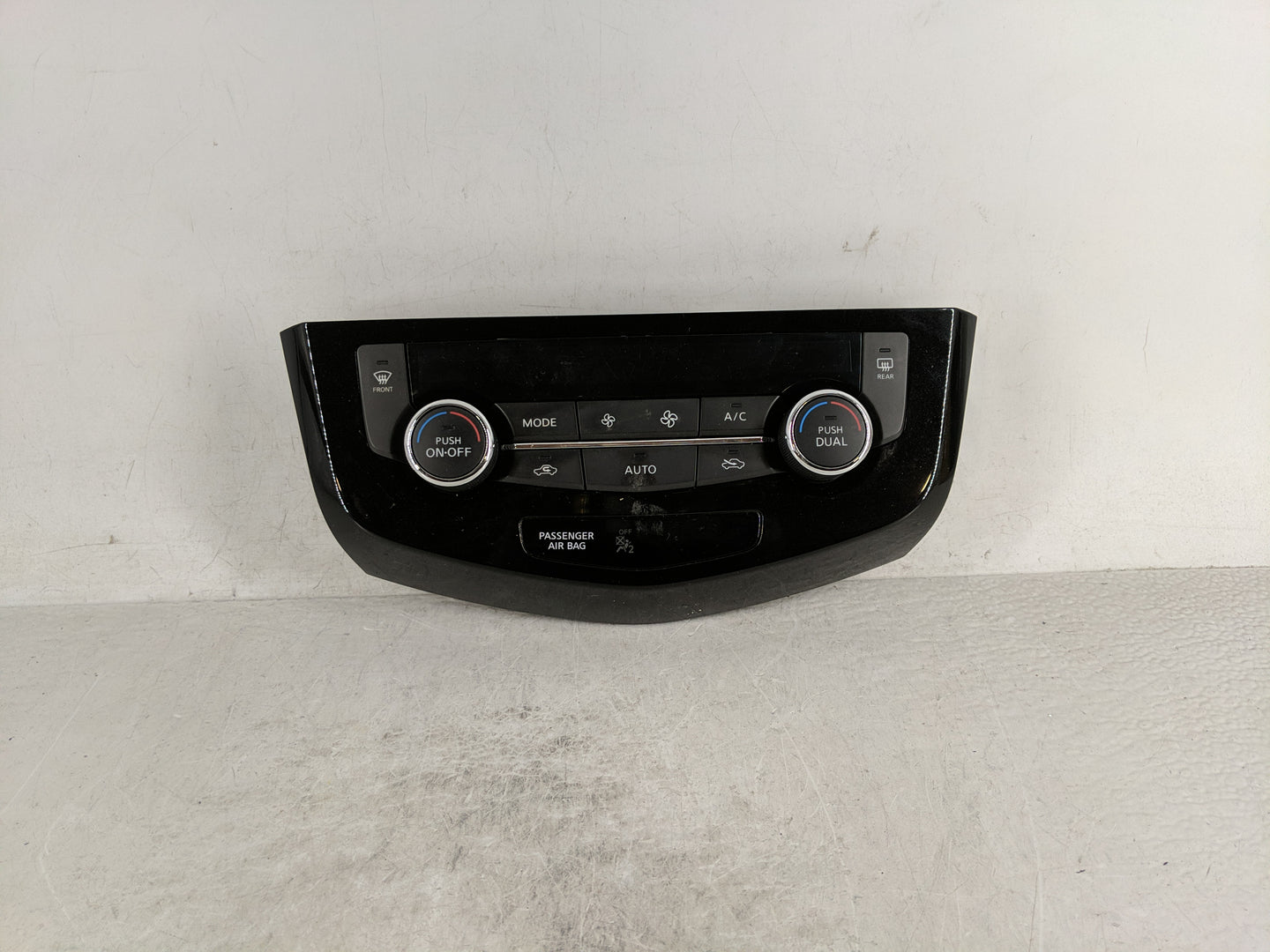 2017-2020 Nissan Rogue Climate Control Module Temperature AC/Heater Replacement P/N:27500 7FE0A Fits Fits 2017 2018 2019 202