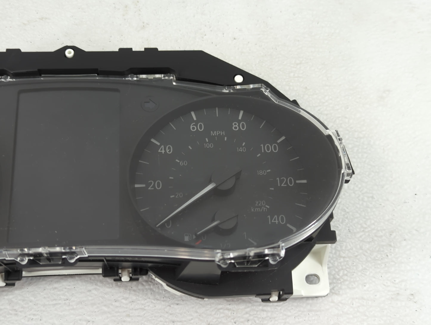 2019-2020 Nissan Rogue Instrument Cluster Speedometer Gauges Miles: Fits Fits 2019 2020 OEM Used Auto Parts - Oemusedautopar