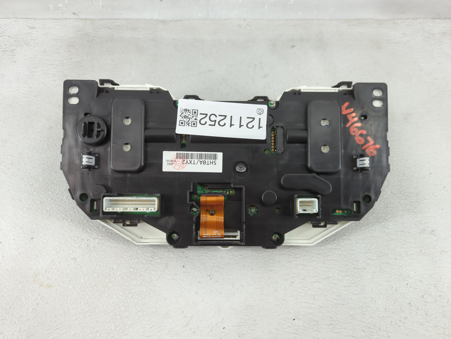 2019-2020 Nissan Rogue Instrument Cluster Speedometer Gauges Fits Fits 2019 2020 OEM Used Auto Parts - Oemusedautoparts1.com