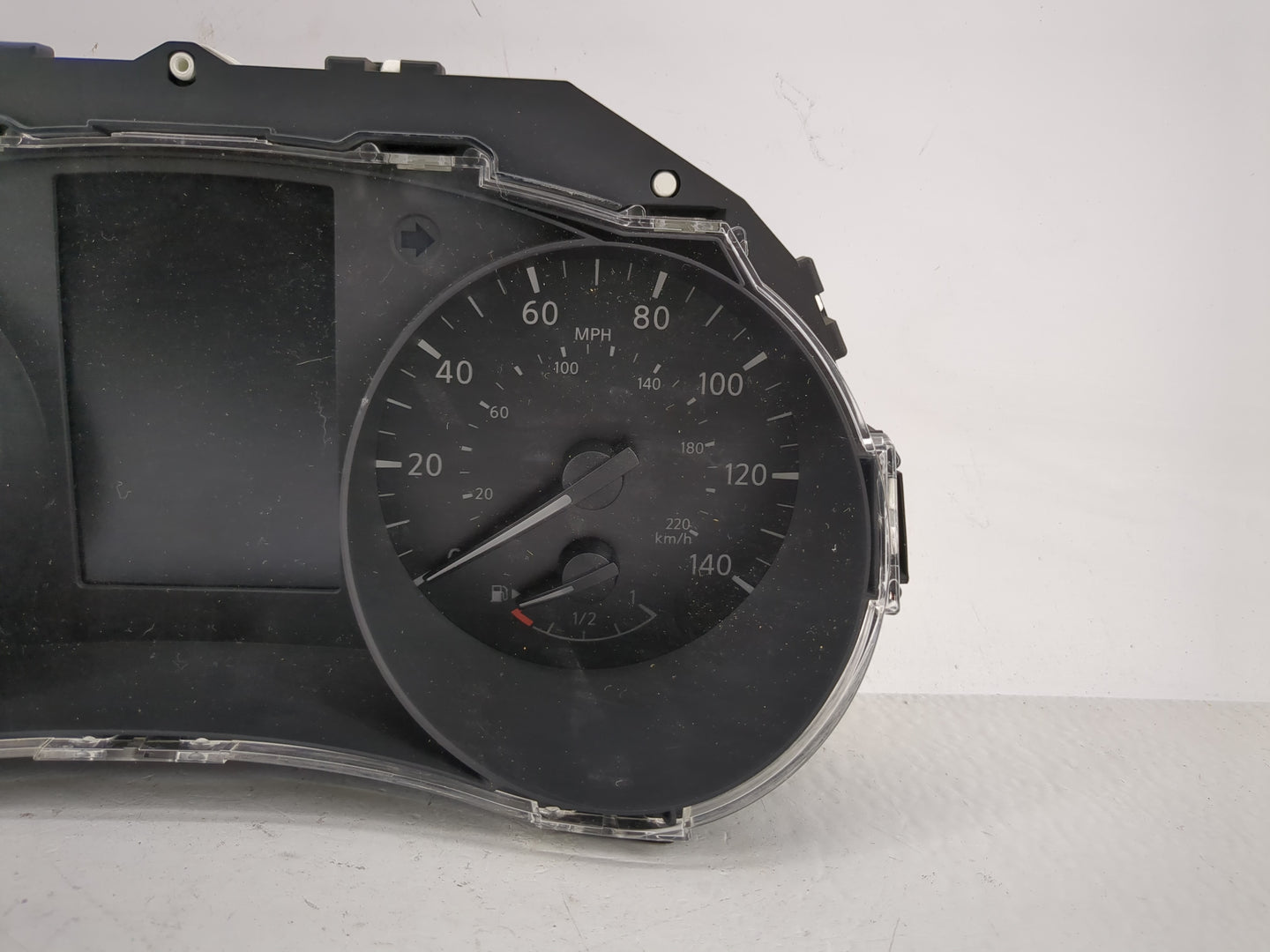 2019-2020 Nissan Rogue Instrument Cluster Speedometer Gauges P/N:191107 0253 7FM1A/W989 Fits Fits 2019 2020 OEM Used Auto Pa