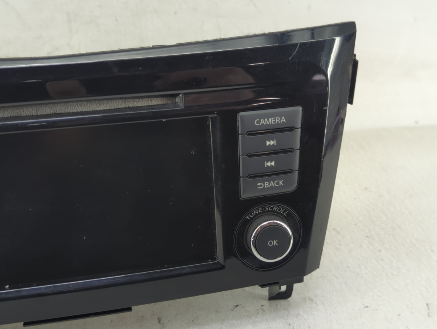 2018-2020 Nissan Rogue Radio AM FM Cd Player Receiver Replacement P/N:2591A7FH0A Fits Fits 2018 2019 2020 OEM Used Auto Part