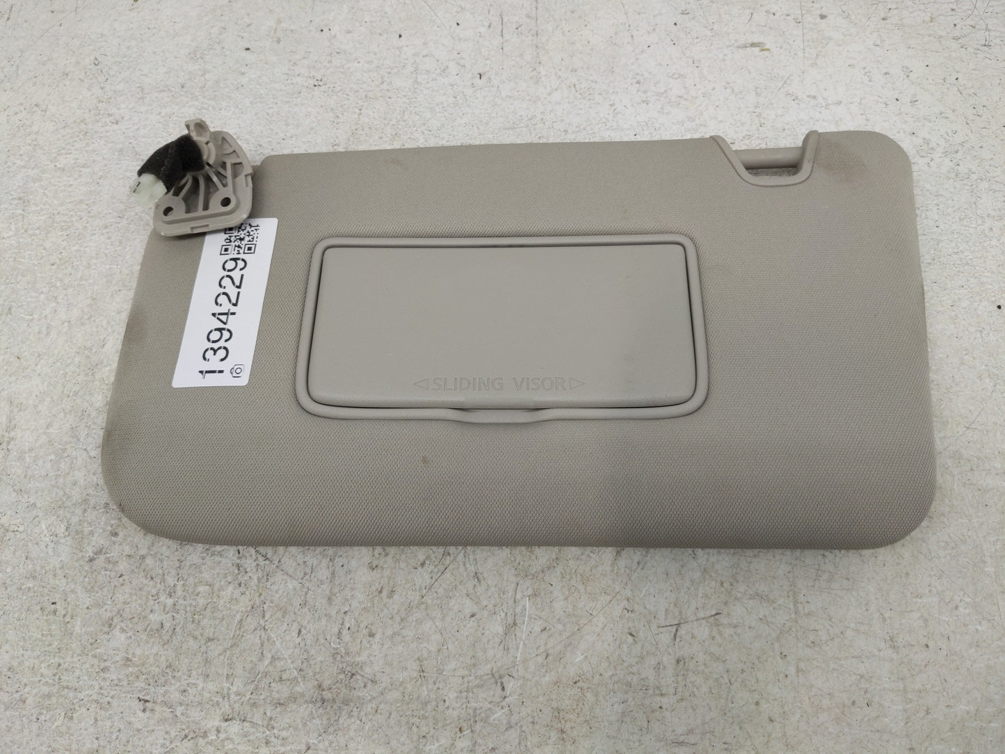 2018-2020 Nissan Rogue Sun Visor Shade Replacement Driver Left Mirror Fits Fits 2018 2019 2020 OEM Used Auto Parts - Oemused