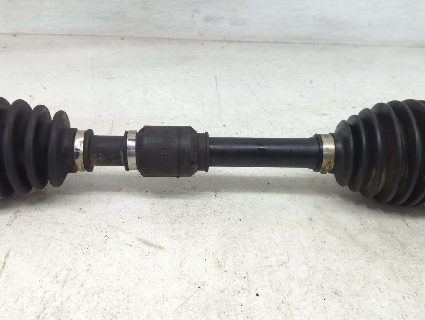2016-2020 Nissan Rogue Axle Shaft Front Driver Cv C/v - Oemusedautoparts1.com