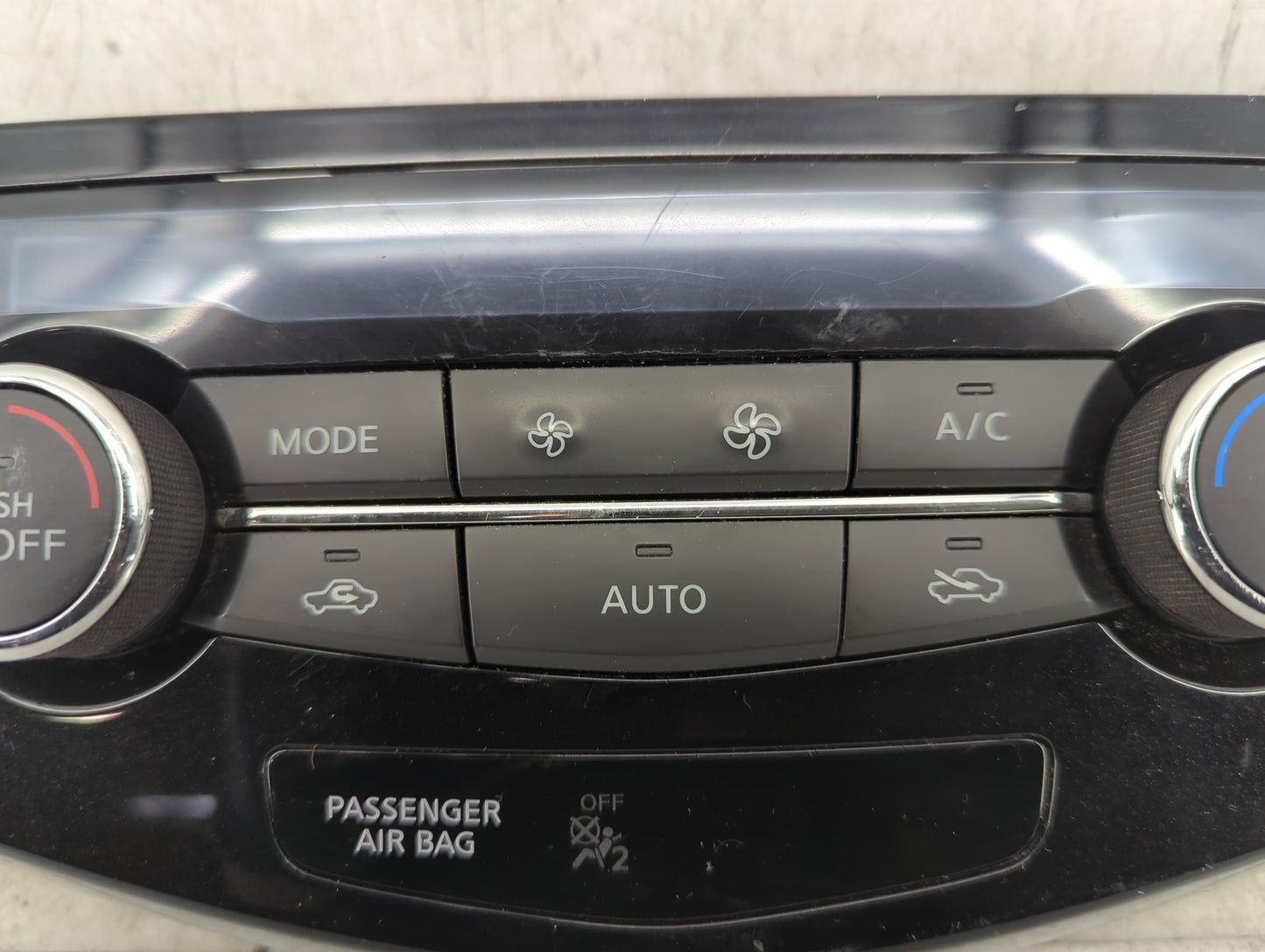 2017-2022 Nissan Rogue Climate Control Module Temperature AC/Heater Replacement P/N:27500 7FE0A Fits OEM Used Auto Parts - O