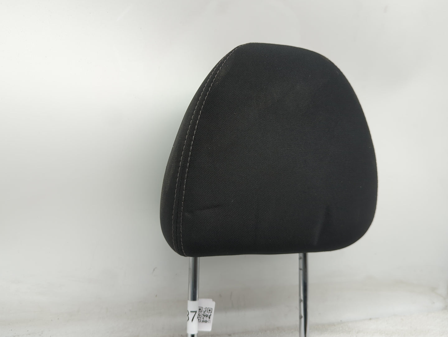 2019-2020 Nissan Rogue Headrest Head Rest Front Driver Seat Black - Oemusedautoparts1.com