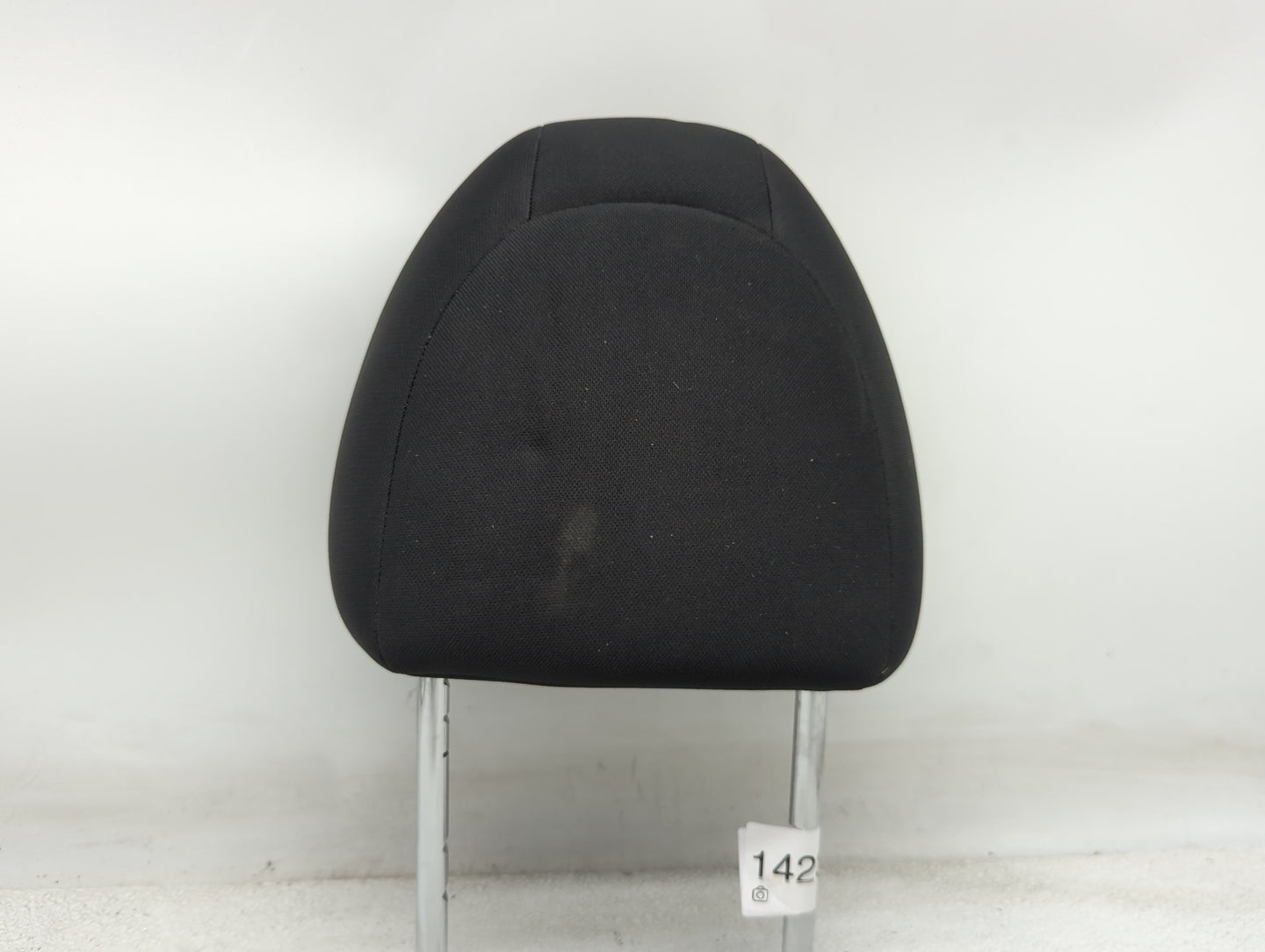 2019-2020 Nissan Rogue Headrest Head Rest Front Driver Seat Black - Oemusedautoparts1.com