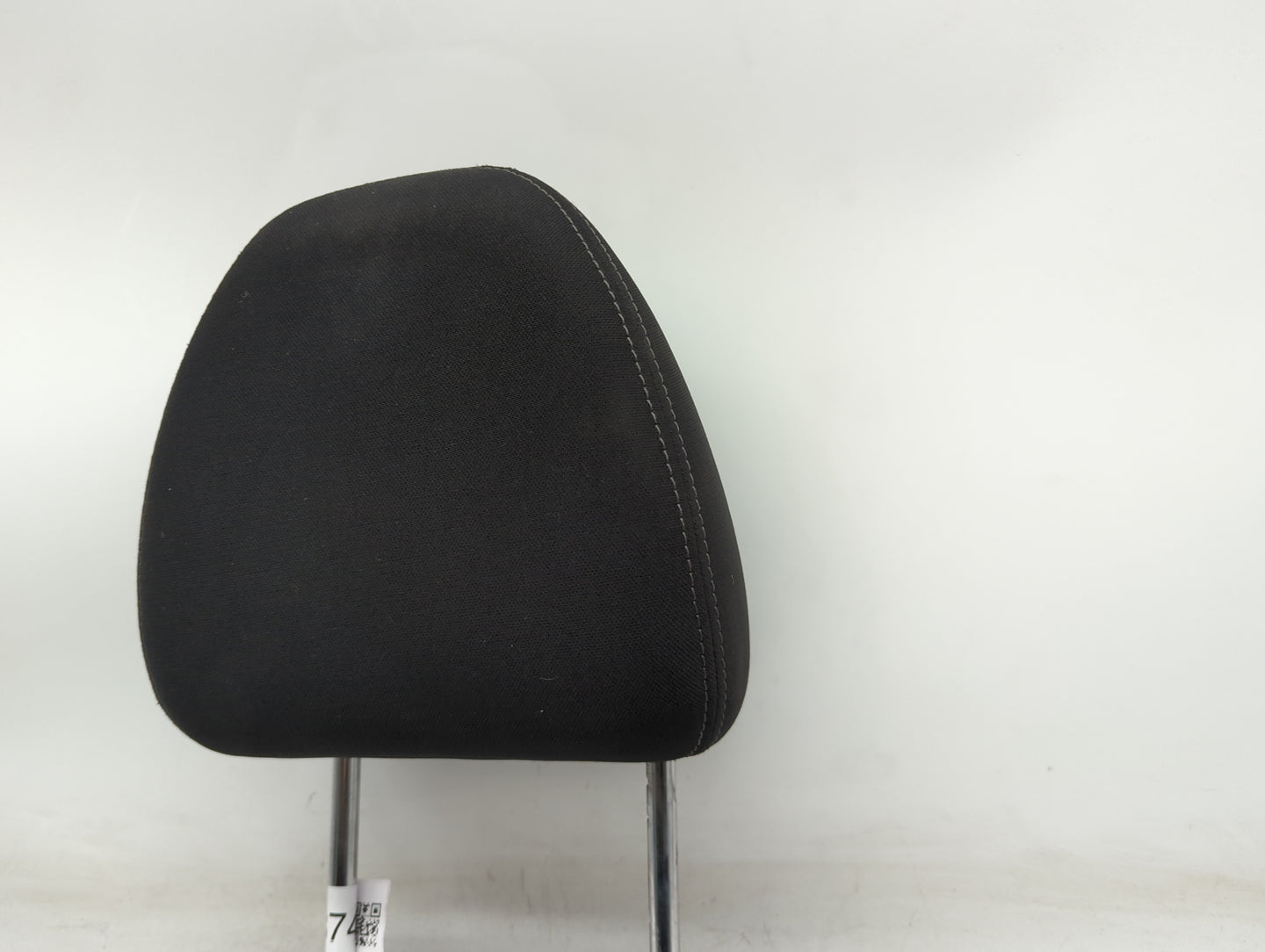 2019 Nissan Rogue Headrest Head Rest Front Driver Passenger Seat Fits OEM Used Auto Parts - Oemusedautoparts1.com