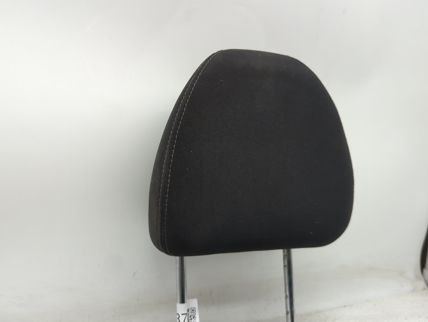 2019 Nissan Rogue Headrest Head Rest Front Driver Passenger Seat Fits OEM Used Auto Parts - Oemusedautoparts1.com