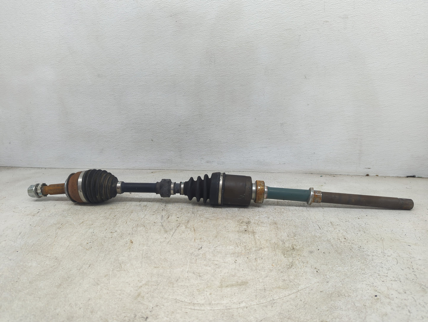 2017-2019 Nissan Rogue Axle Shaft Front Driver Cv C/v 1429112 - Oemusedautoparts1.com