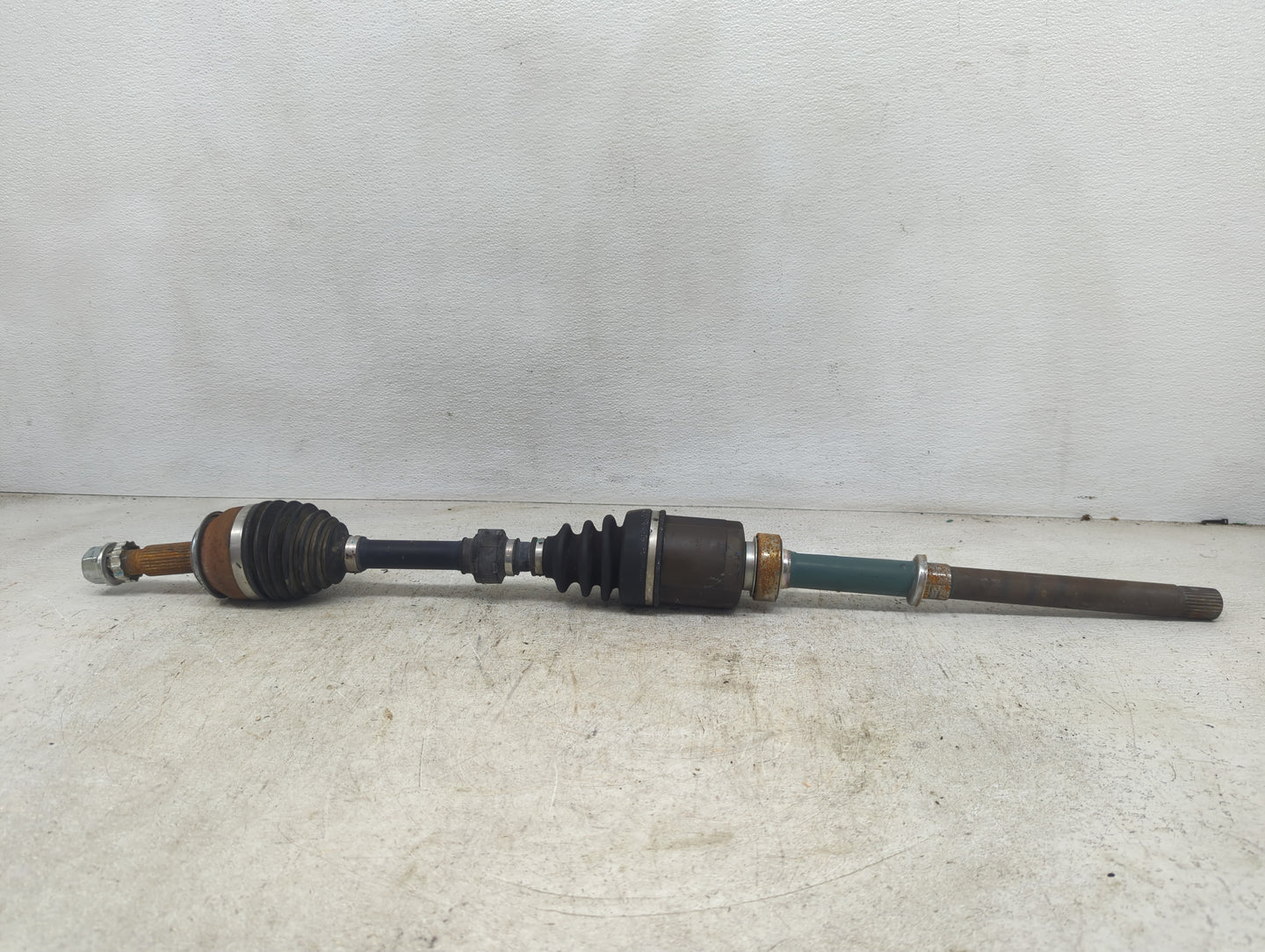 2017-2019 Nissan Rogue Axle Shaft Front Driver Cv C/v 1429112 - Oemusedautoparts1.com