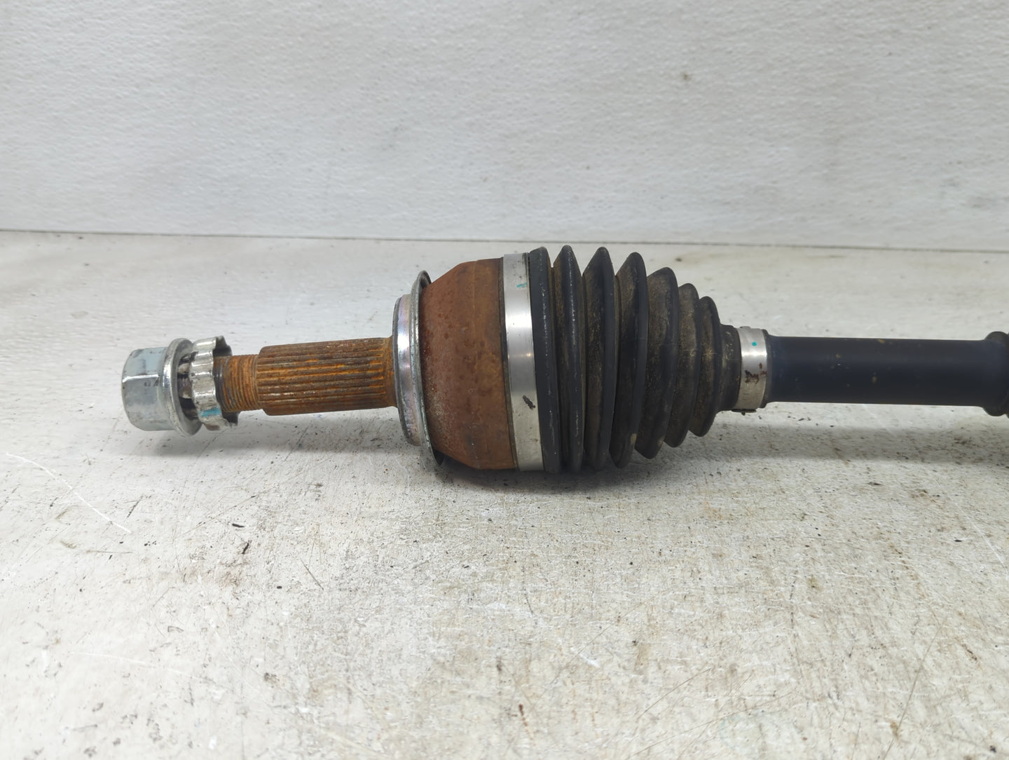2017-2019 Nissan Rogue Axle Shaft Front Driver Cv C/v 1429112 - Oemusedautoparts1.com