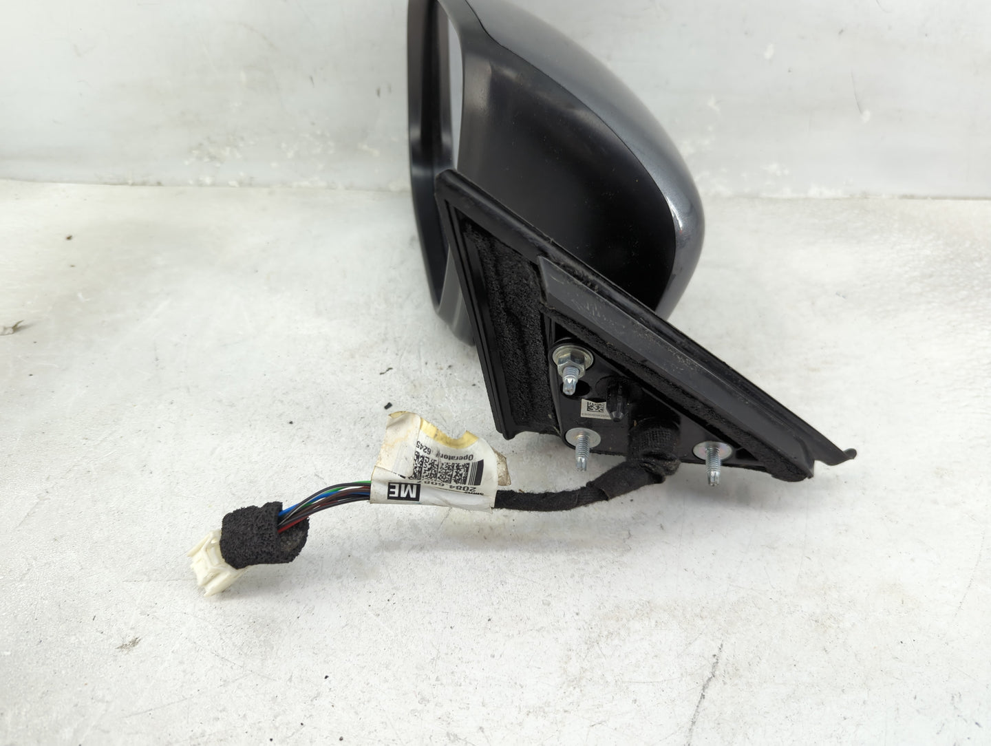 2017-2020 Nissan Rogue Driver Side View Mirror - Left Door Mirror OEM Used - Oemusedautoparts1.com