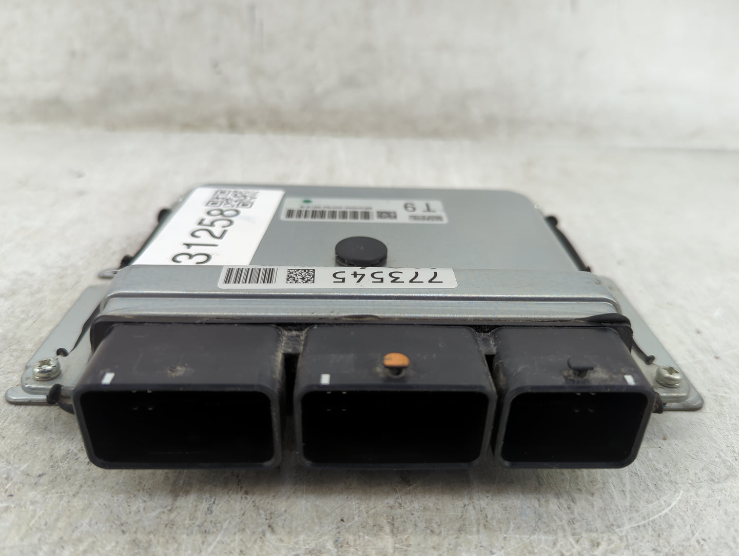 2018-2020 Nissan Rogue PCM Engine Control Computer ECU ECM PCU OEM P/N:NEC024-673 Fits Fits 2018 2019 2020 OEM Used Auto Par
