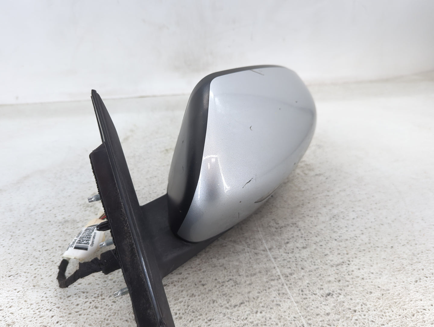 2017-2020 Nissan Rogue Driver Side View Mirror - Left Door Mirror OEM Used - Oemusedautoparts1.com