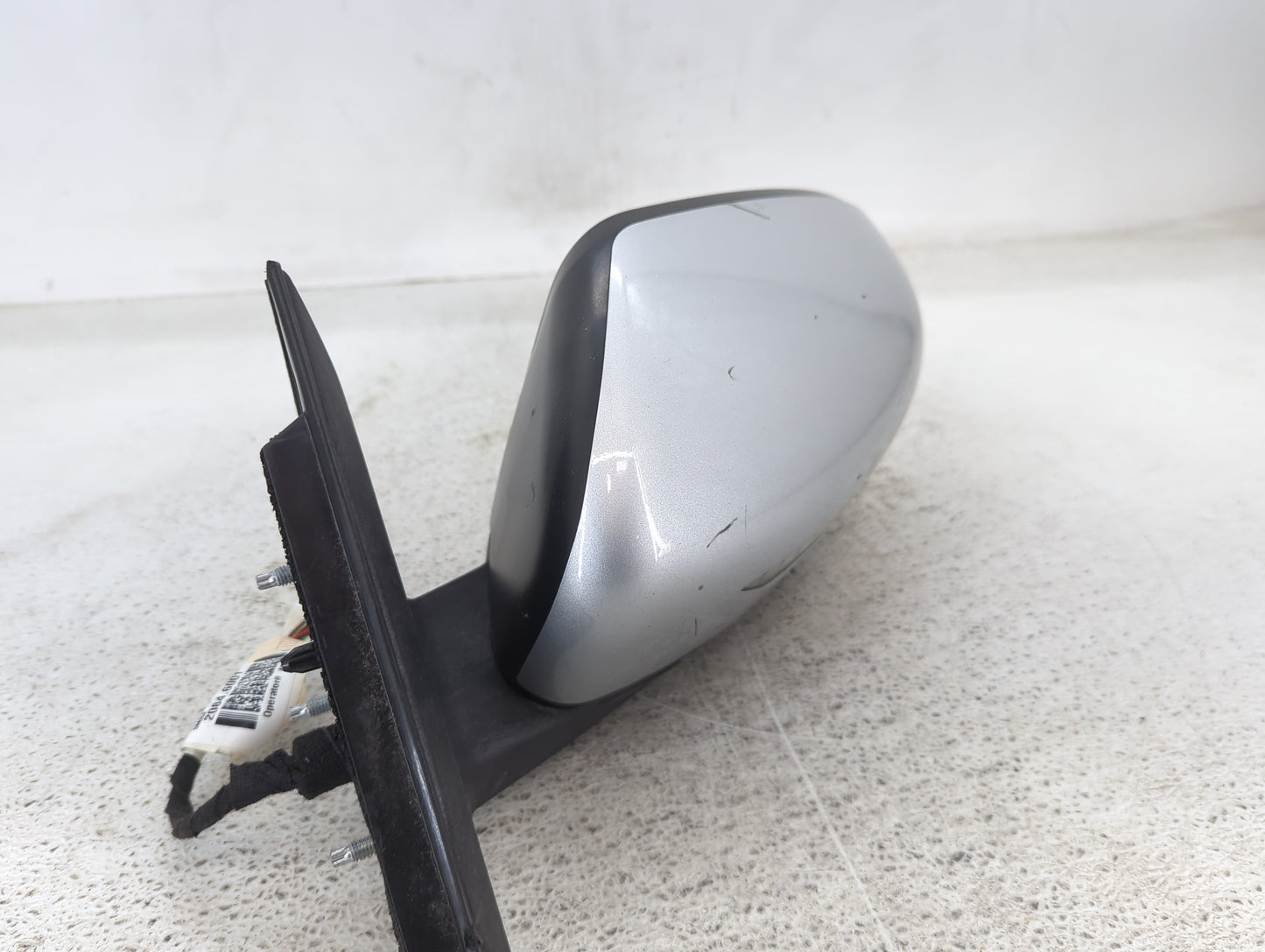 2017-2020 Nissan Rogue Driver Side View Mirror - Left Door Mirror OEM Used - Oemusedautoparts1.com