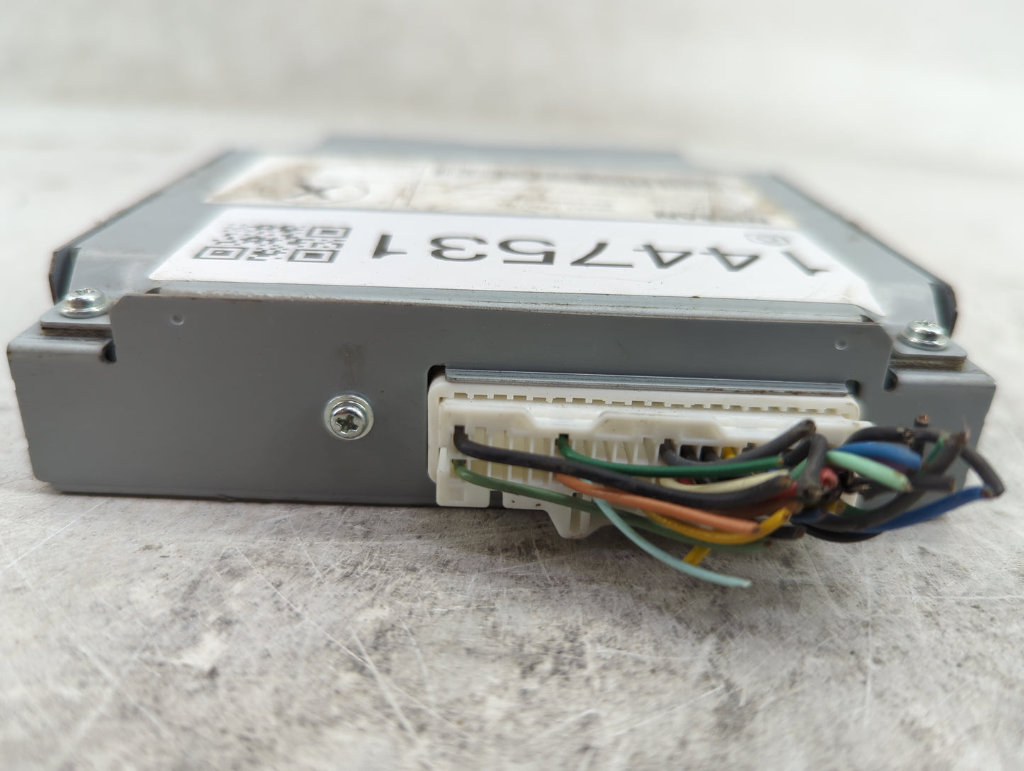 2019-2020 Nissan Rogue Body Control Module Bcm Inner Cabin Fuse Box - Oemusedautoparts1.com