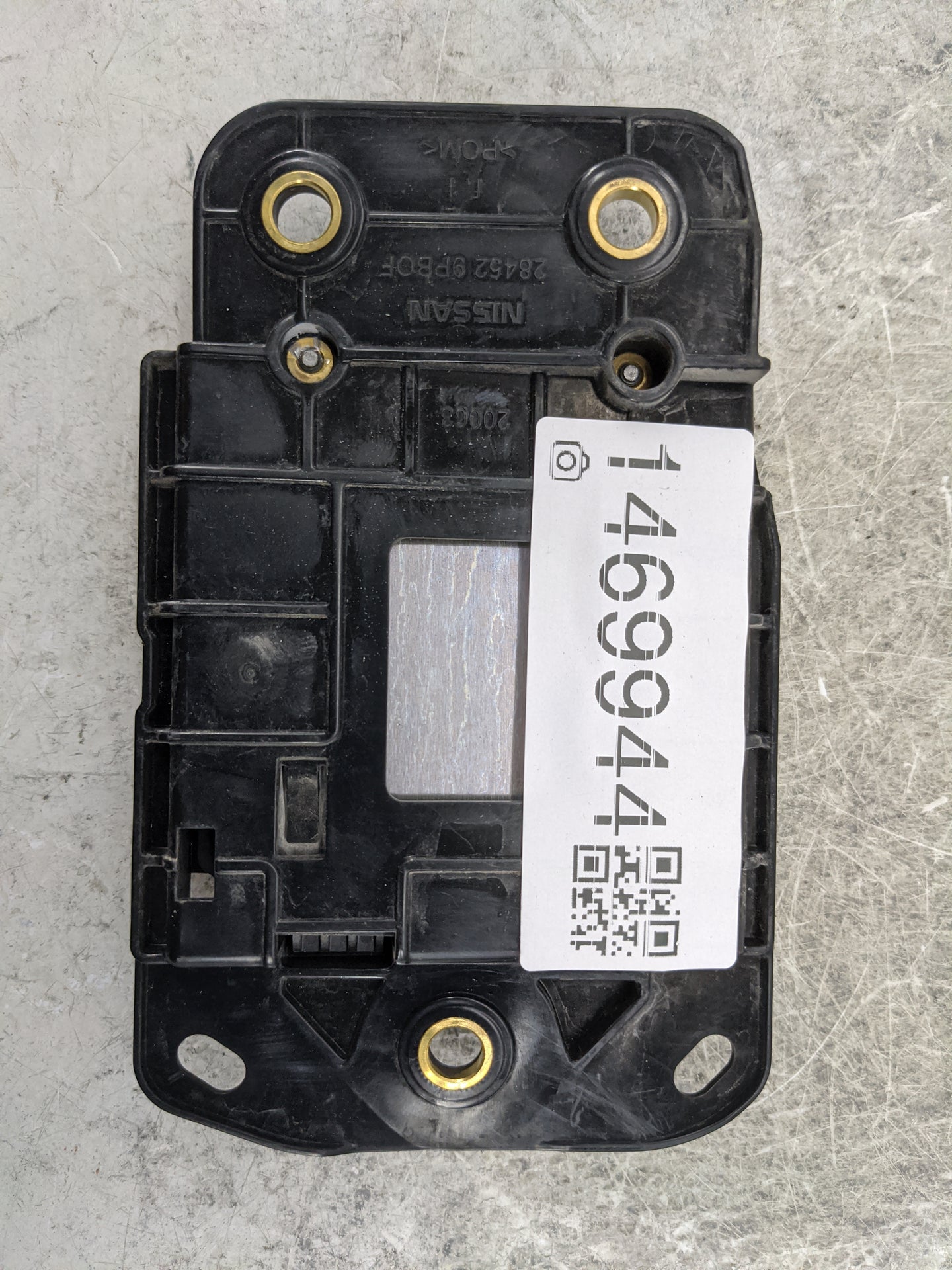2019 Nissan Rogue Front Park Assist Sensor - Oemusedautoparts1.com