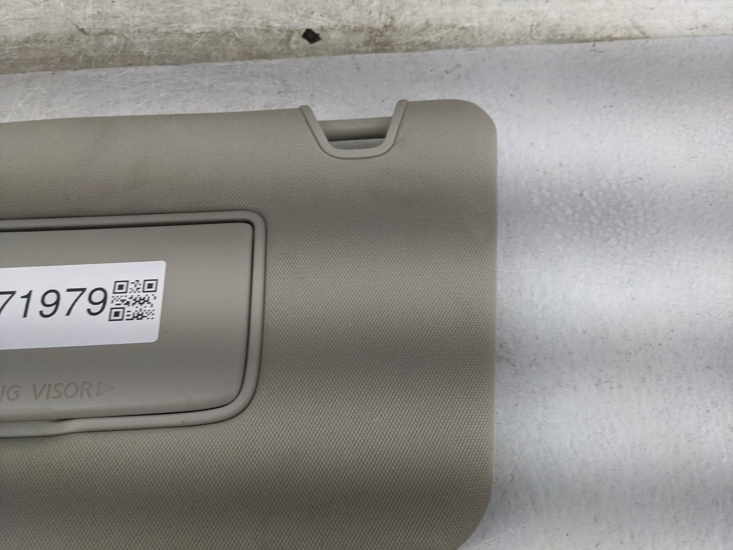 2018-2020 Nissan Rogue Sun Visor Shade Replacement Driver Left Mirror Fits Fits 2018 2019 2020 OEM Used Auto Parts - Oemused