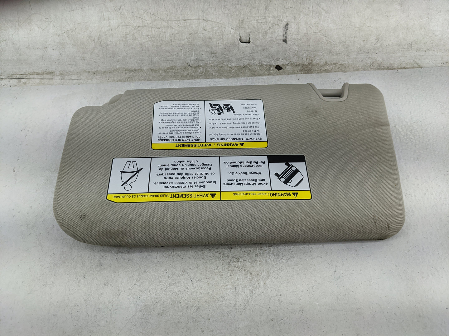 2018-2020 Nissan Rogue Sun Visor Shade Replacement Passenger Right Mirror Fits Fits 2018 2019 2020 OEM Used Auto Parts - Oem