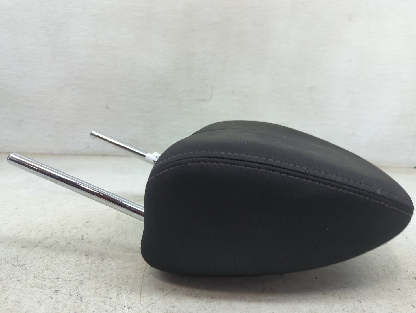 2019 Nissan Rogue Headrest Head Rest Front Driver Passenger Seat Fits OEM Used Auto Parts - Oemusedautoparts1.com