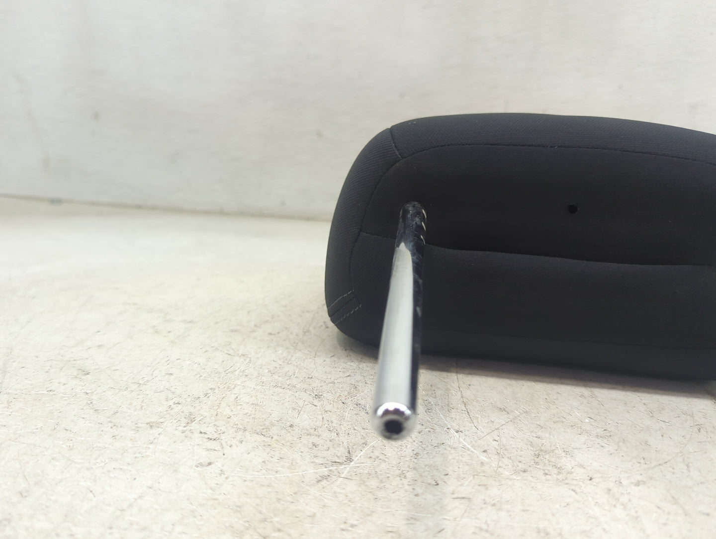 2019 Nissan Rogue Headrest Head Rest Front Driver Seat Black - Oemusedautoparts1.com