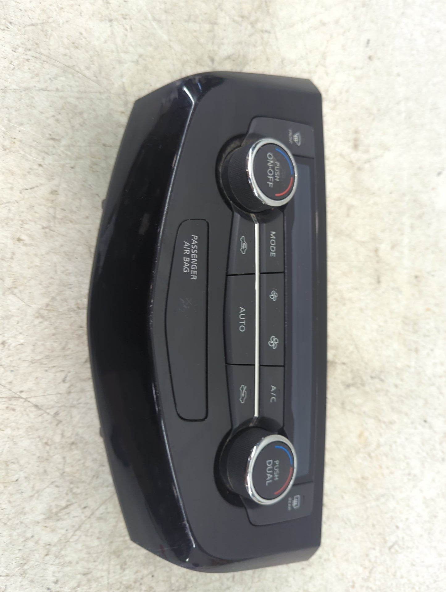 2017-2020 Nissan Rogue Climate Control Module Temperature AC/Heater Replacement Fits Fits 2017 2018 2019 2020 OEM Used Auto 