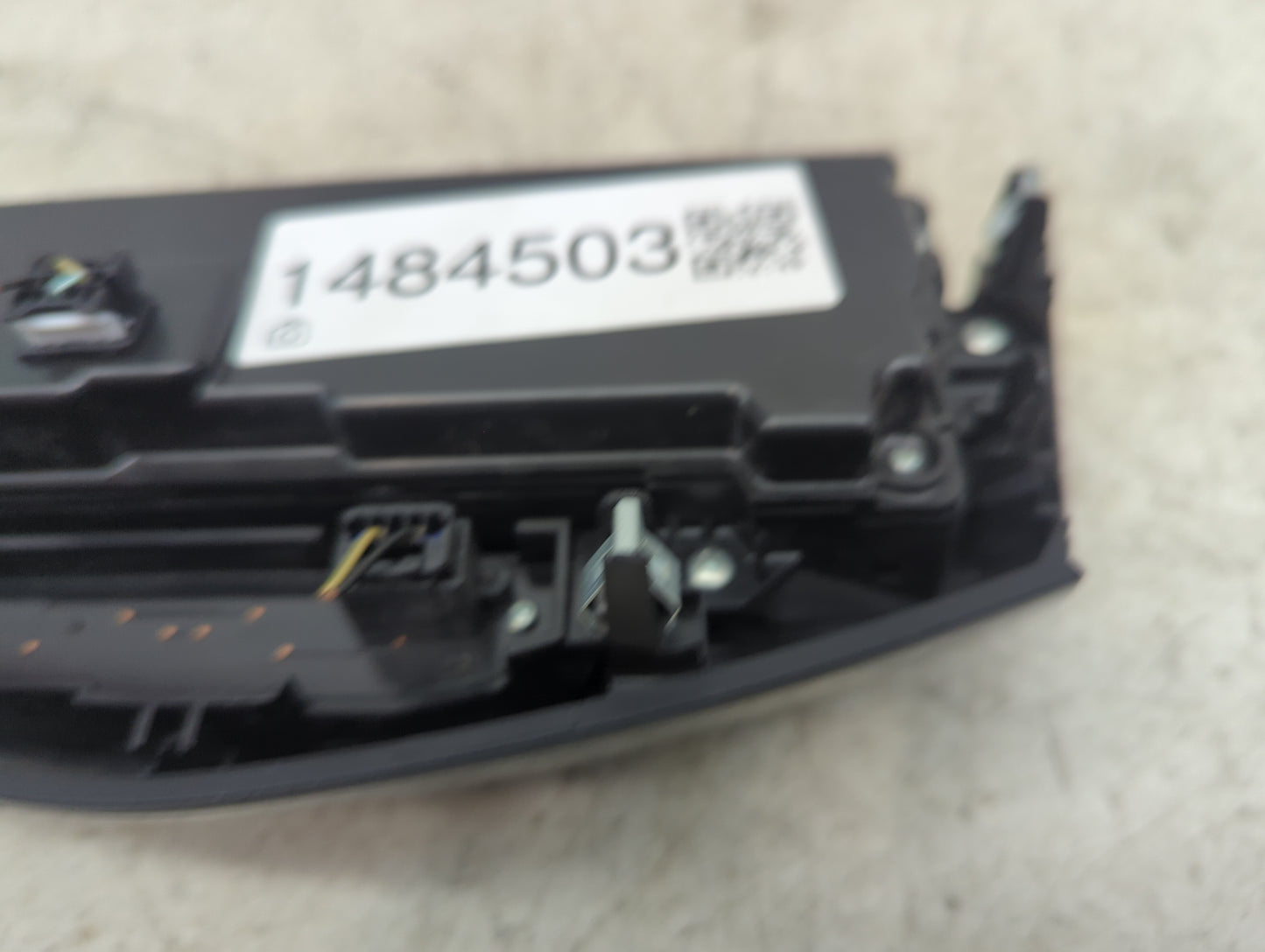 2017-2020 Nissan Rogue Climate Control Module Temperature AC/Heater Replacement Fits Fits 2017 2018 2019 2020 OEM Used Auto 