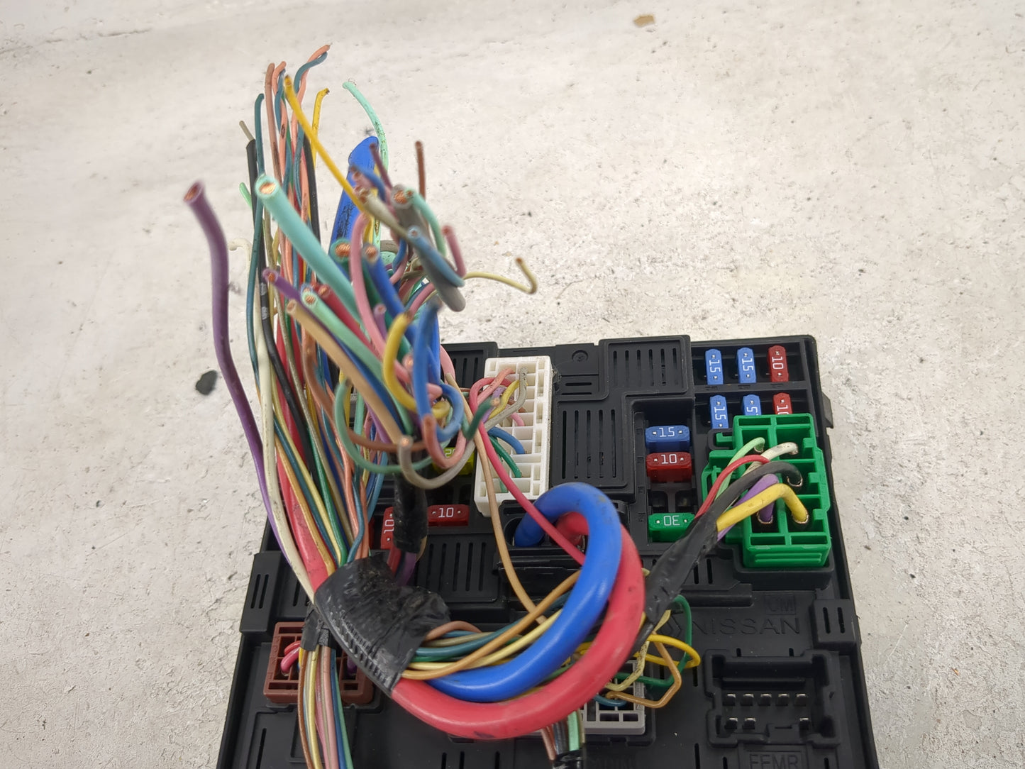 2017-2020 Nissan Rogue Fusebox Fuse Box Panel Relay Module P/N:284B7 5NA0B 4283955311 Fits Fits 2017 2018 2019 2020 OEM Used