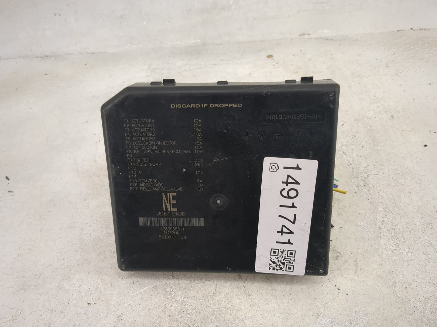 2017-2020 Nissan Rogue Fusebox Fuse Box Panel Relay Module P/N:284B7 5NA0B 4283955311 Fits Fits 2017 2018 2019 2020 OEM Used