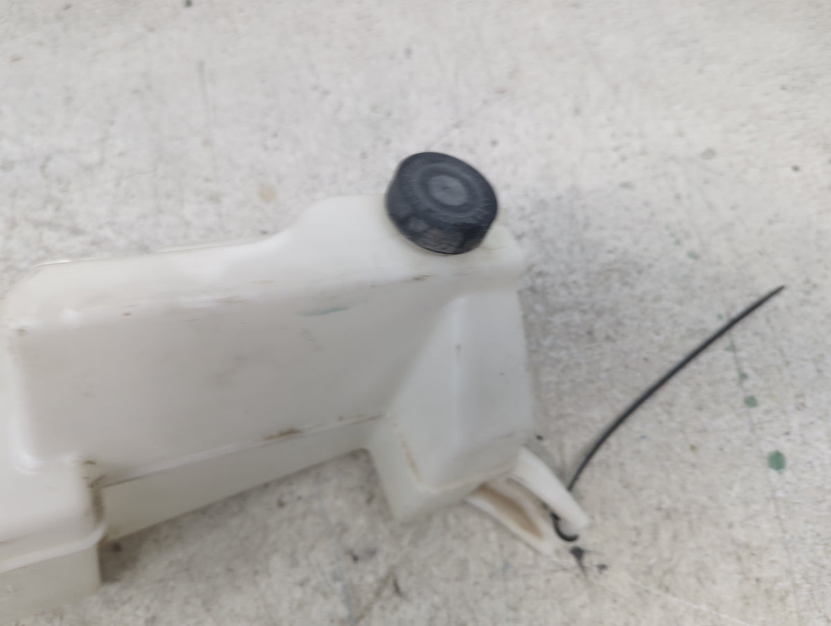 2019 Nissan Rogue Windshield Washer Fluid Reservoir Bottle Oem 1499514 - Oemusedautoparts1.com