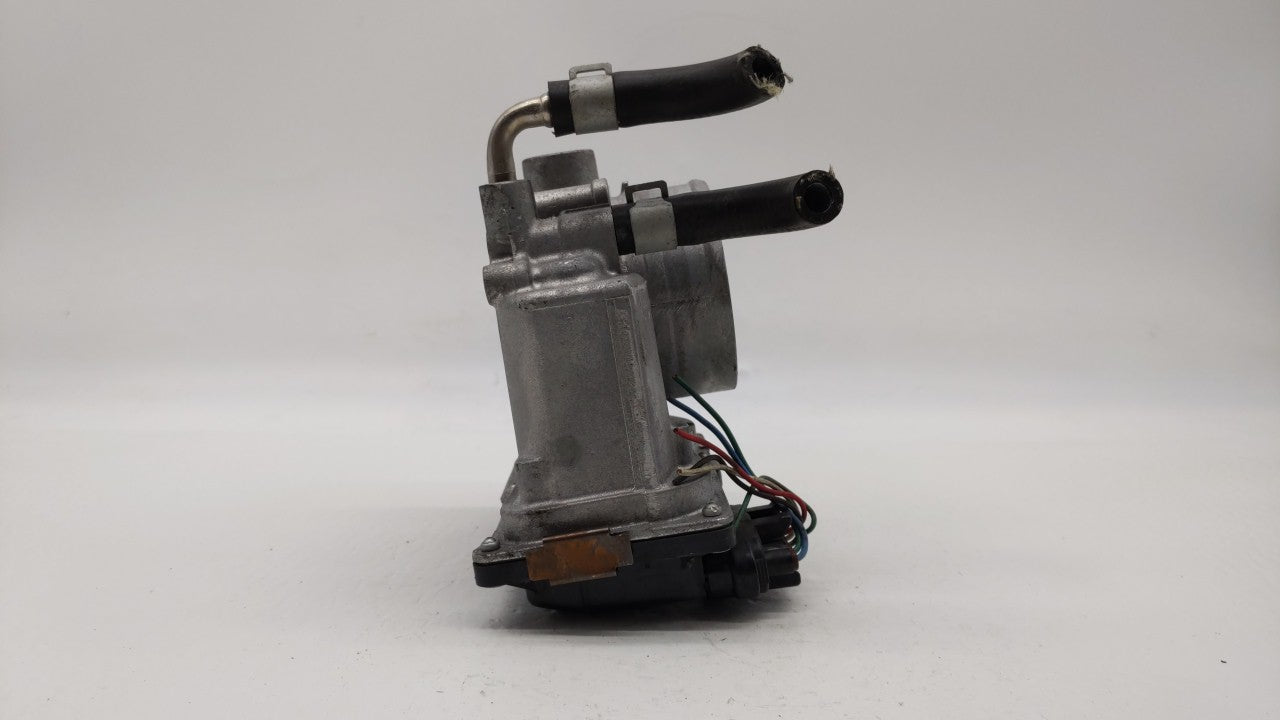2014-2019 Nissan Rogue Throttle Body P/N:3TA60-01 C 3TA60-01 B, 3TA60-01 A Fits Fits 2013 2014 2015 2016 2017 2018 2019 OEM 