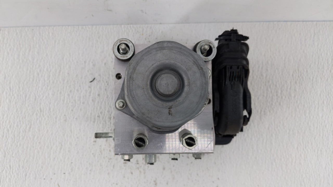 2019 Nissan Rogue ABS Pump Control Module Replacement P/N:47660 7FM5A 47660 7FL4A Fits OEM Used Auto Parts - Oemusedautopart
